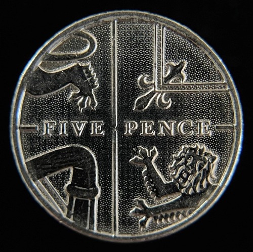 Gran Bretaña, 5 Pence, 2014. Isabel Il. Casi Sin Circular