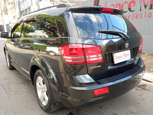 Dodge Journey 2.7 Sxt 5p