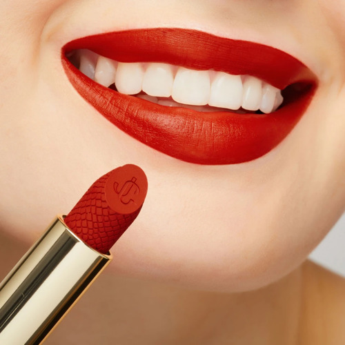 Jimmy Choo Satin Collection Labial Satinado Color 013 Red Attraction Matte