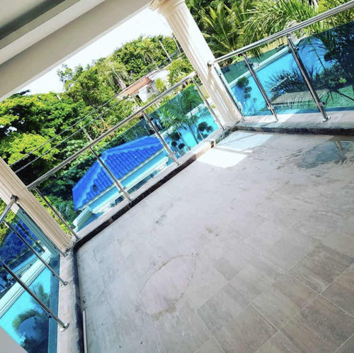 Barandas En Acero Inoxidable Con Vidrios Laminados