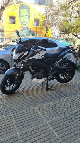 Imagen 3 de 8 de Rouser Ns 200