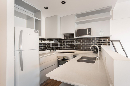2 Ambientes A La Venta En Palermo Hollywood De Buena Calidad Con Balcón Terraza Y Parrilla Propia