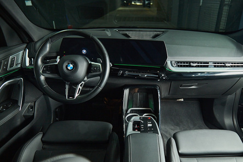 BMW X1 2.0 Xdrive 20I Black Edition
