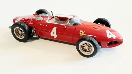 Miniatura Ferrari Sharknose 1961 1:43 Elite