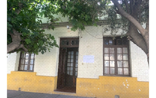 Casa En Venta De 179m2,6d,1b. Comuna De Santiago