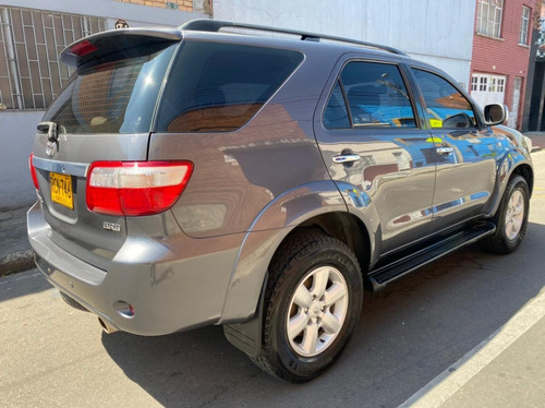 Toyota Fortuner 2.700 Cc 4x4
