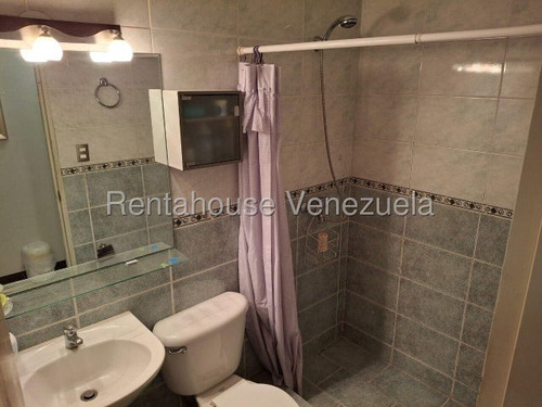 Apartamento En Venta En Prados Del Este 25-21942 Cs