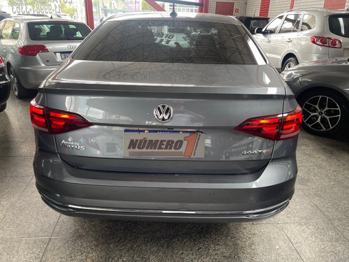 Imagem 3 de 10 de Volkswagen Virtus Highline 200 Tsi