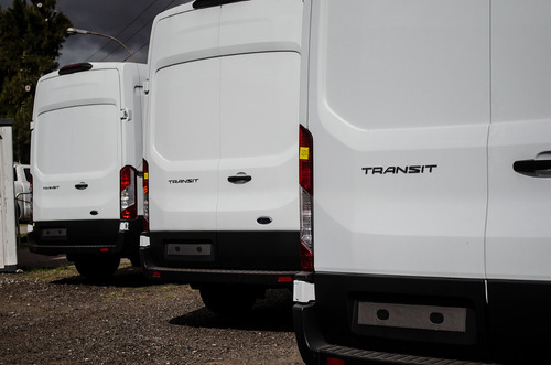 Ford Transit 2.2 Furgon Mediano 350m