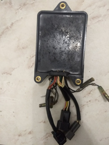 Imagem 2 de 2 de Cdi Ou Modulo Motor De Popa 115 Hp Yamaha 2t Em Bom Estado