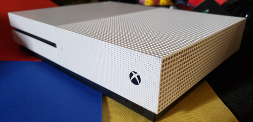 Xbox One Se Excelente Y Al Mejor Precio Mod 1681 Con Control Blanco (Usado)