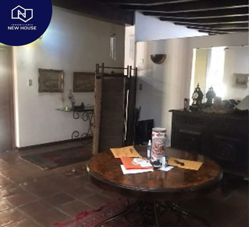 Venta O Alquiler De Casa De Un Nivel Con Piscina En Cerro Verde