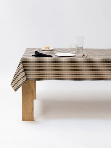 Imagen 1 de 4 de Mantel Deco Antimancha Rectangular Poliester Petite 3 Metros