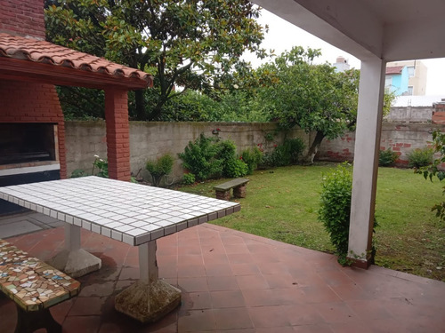 Imagen 20 de 21 de Casa Con Jardin En Punta Mogotes Mar Del Plata