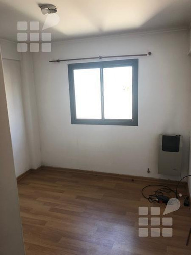 Imagen 7 de 11 de Departamento - La Plata