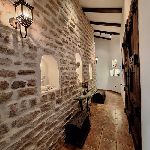 Venta De Casa Remodelada En Loma Real Playa El Ángel Pampatar