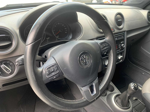 Imagem 10 de 10 de Volkswagen Saveiro 1.6 16v Cross Cab. Dupla Total Flex 2p