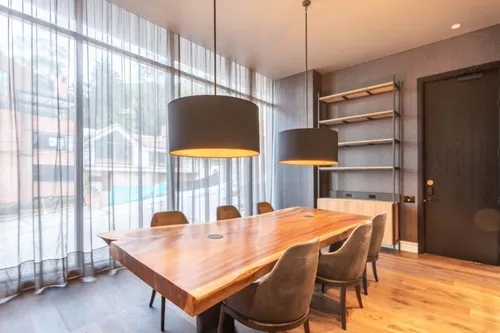 Apartamento En Venta En El Chicó. Cod V15732