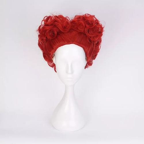 Uma Peruca E Um Boné, Cabelo Vermelho, Traje De Queen Hearts
