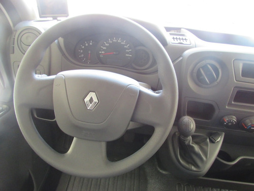 Renault Master Versão Escolar Com Patamar Elevado