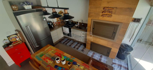 Imagem 13 de 15 de Casa De Alto Padrão Com Piscina Em Pereque - 4607