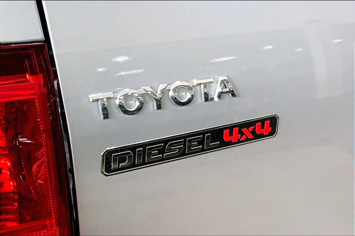 Toyota Hilux Doble Cabina Diesel MT