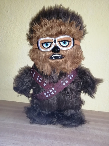 Star Wars Chewbacca Camina Y Ruge Disney 