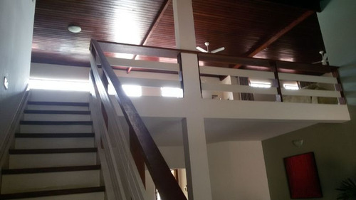 Uma Linda Casa Em Condomínio Fechado Em Tremembé - Cf-1310