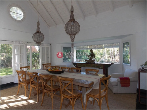 Espectacular Casa En El Golf - Ref: 6524