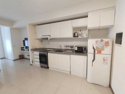 Departamento En Alquiler Loft Con Balcón En San Telmo, Capital Federal, Buenos Aires