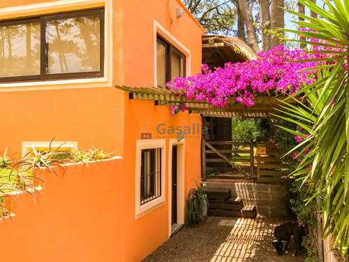 Casa En Venta - Punta Ballena. Ref. 4912