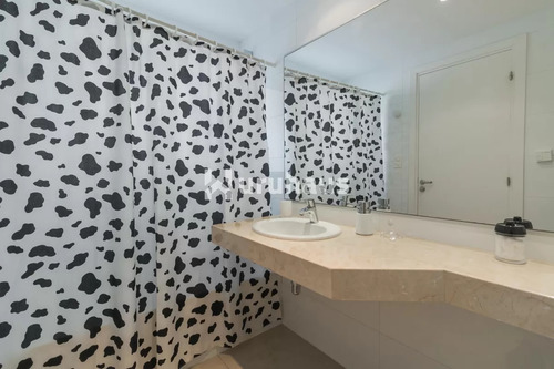 Alquiler Apartamento Tres Dormitorios Playa Brava Edificio Brava Biarritz