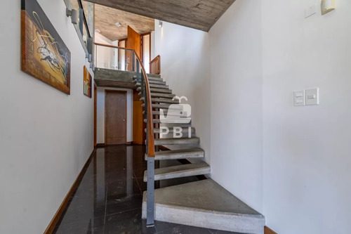 Casa En Venta El Acantilado 4 Dormitorios En Punta Ballena - Ref : Pbi723