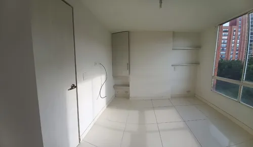 A La Venta Iluminado Y Confortable Aparta Estudio En Belén Loma De Los Bernal