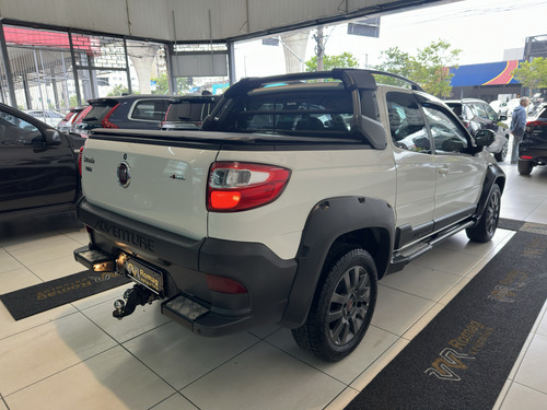 Fiat Strada 1.8 MPI ADVENTURE CD 16V FLEX 3P MANUAL