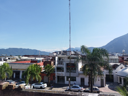 Excelente Propiedad Comercial En Venta En Calle Principal