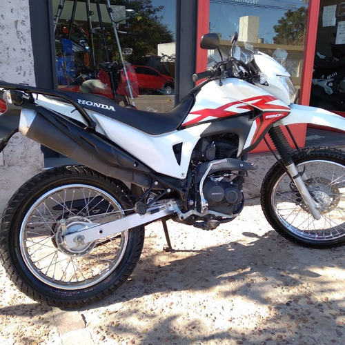 Imagen 8 de 13 de Honda Xr 190l Modelo 2019