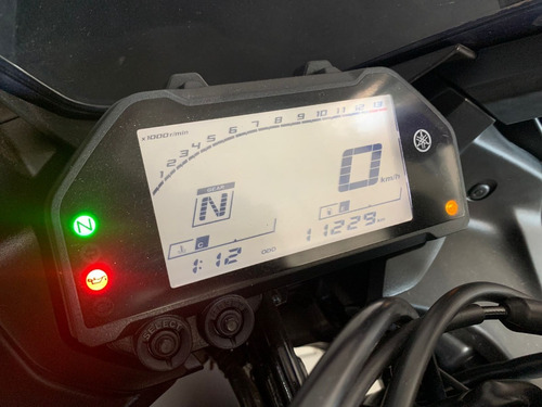 Imagem 9 de 11 de Yamaha - R3 320 Abs