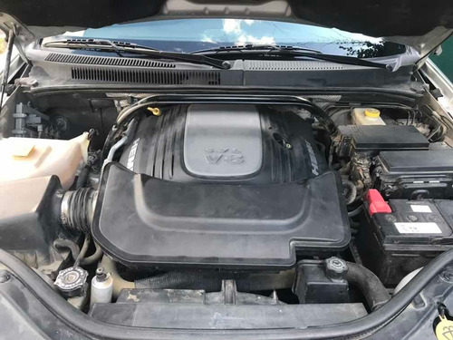 Jeep Grand Cherokee 2010 5.7 Overland Atx