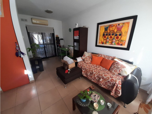 Impecable Duplex En Complejo Habitacional. Apto Credito Bancario