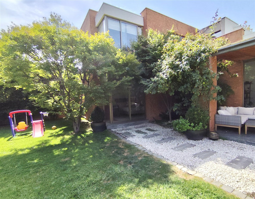 Casa Arriendo En Condominio Los Monjes/ 5 Dorm./lb