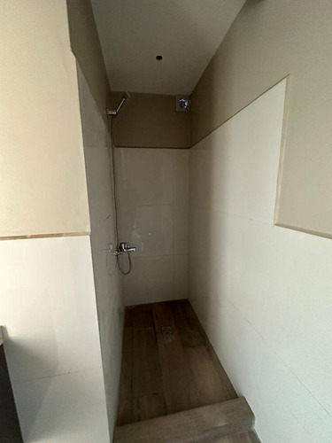 Casa De 3 Ambientes En Barrio Abedules