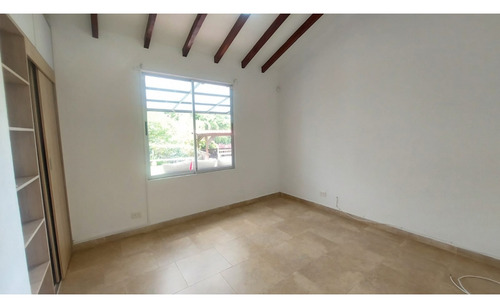 Casa Campestre En Venta En Rionegro Sector Ojo De Agua