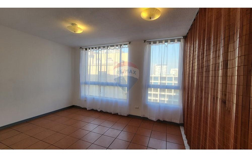 Estudio En Arriendo En Vicuña Mackenna 933