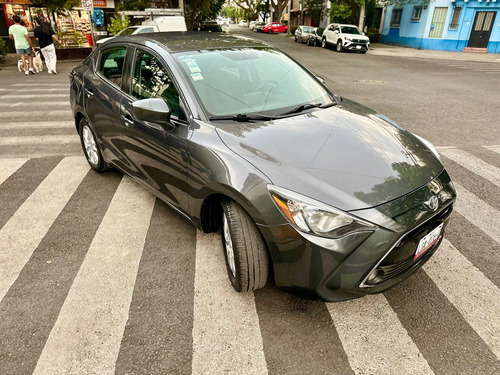 Toyota Yaris 1.5 R Xle At