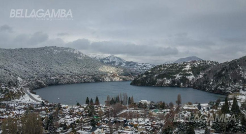 Imagen 2 de 24 de Un Lugar En San Martín De Los Andes.