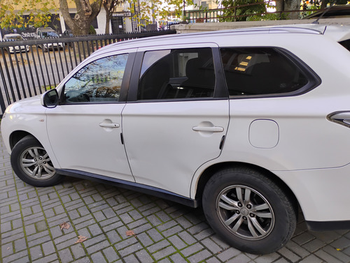Mitsubishi Outlander 2.0 4x2 Mt