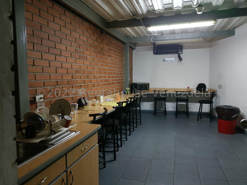 Imagen 9 de 16 de George Tahan #22-26721 Venta Estupendo Galpón En El Centro De Caracas