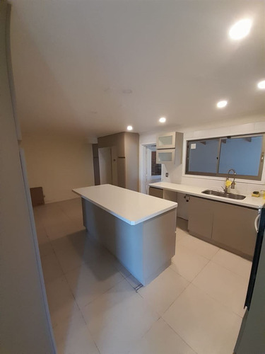 Casa En Arriendo De 4 Dorm. En Quintero