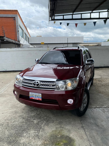 Toyota Fortunner 2010